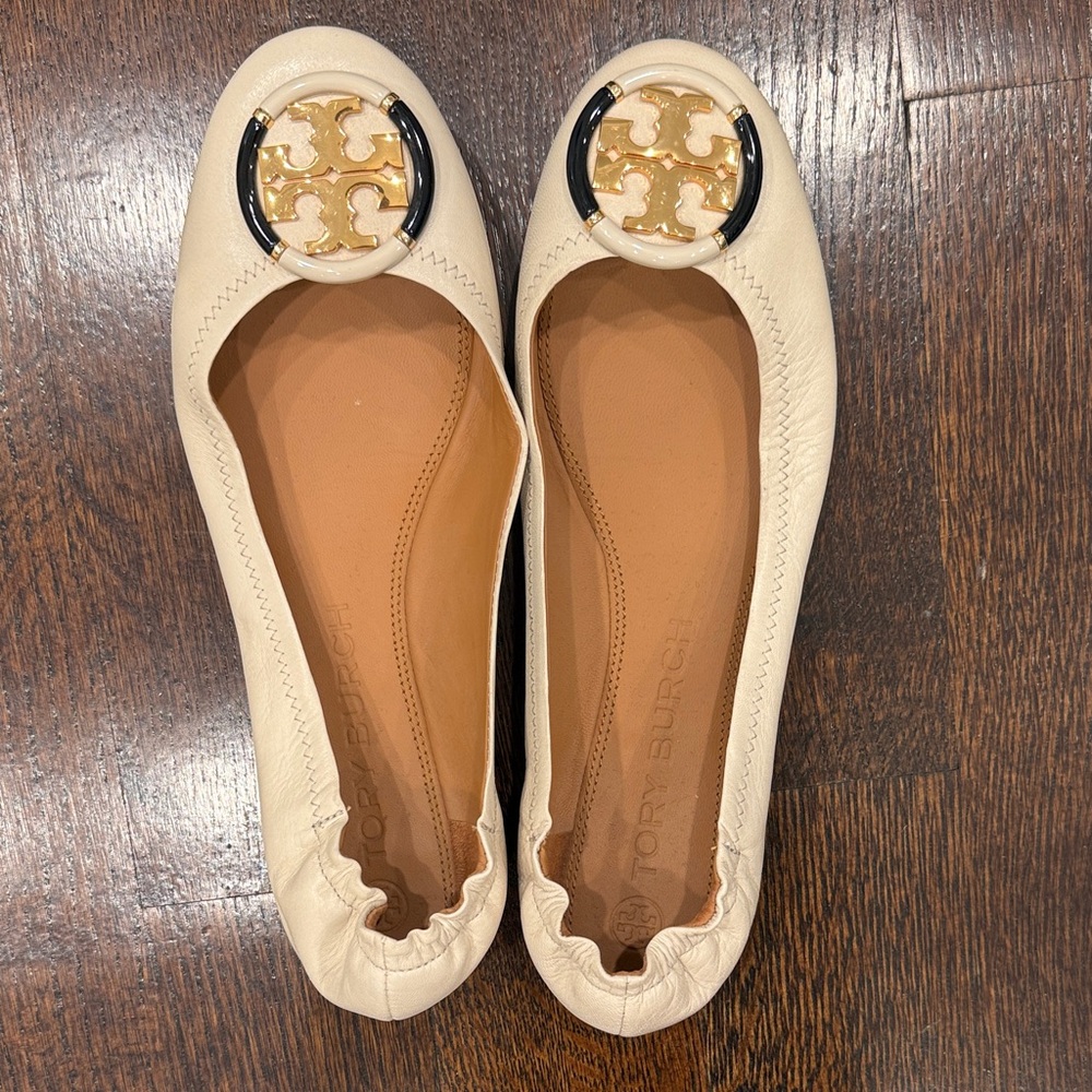 Tory Burch Beige Ballet Flats with Gold Logo